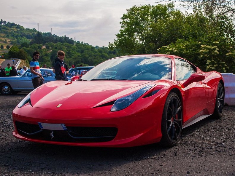 Ferrari-458.jpg